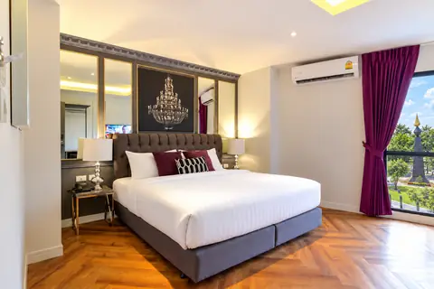 Deluxe Room with city view